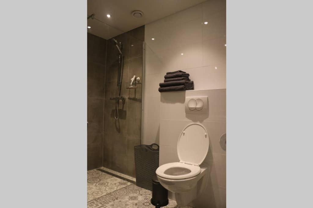 Ruim Appartement In Prachtige Fiets-Wandelomgeving Абкауде Екстериор снимка